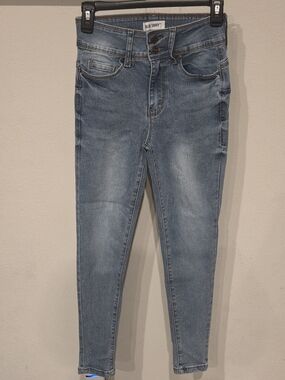 Blue Savvy Women’s Light Blue Skinny Jeans
